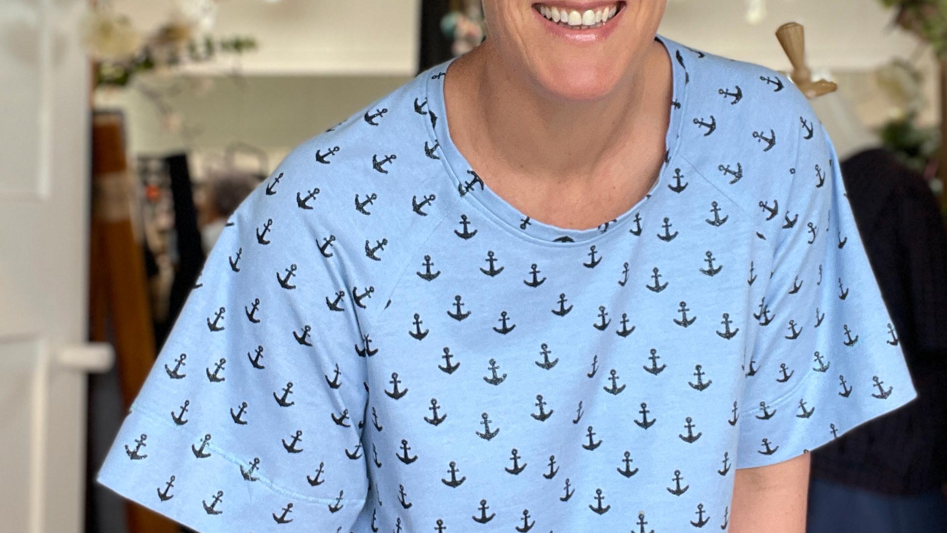 Sewing Pattern Review - Aeolian Tee. Sewing Knit Fabrics