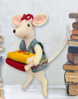 Little Mouse The Librarian - Felt Hand Stitching Kit, Corinne Lapierre