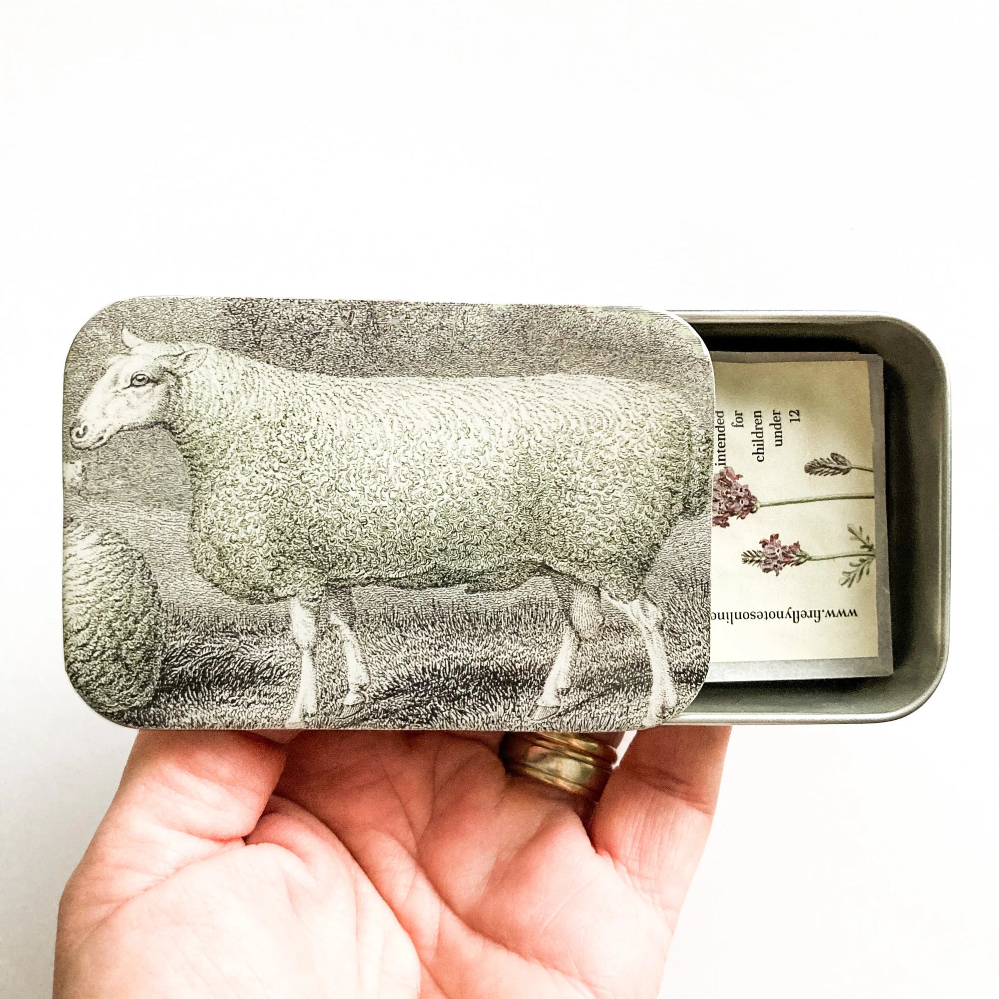 Sheep Notions Tin, Stitch Marker and Yarn Needle