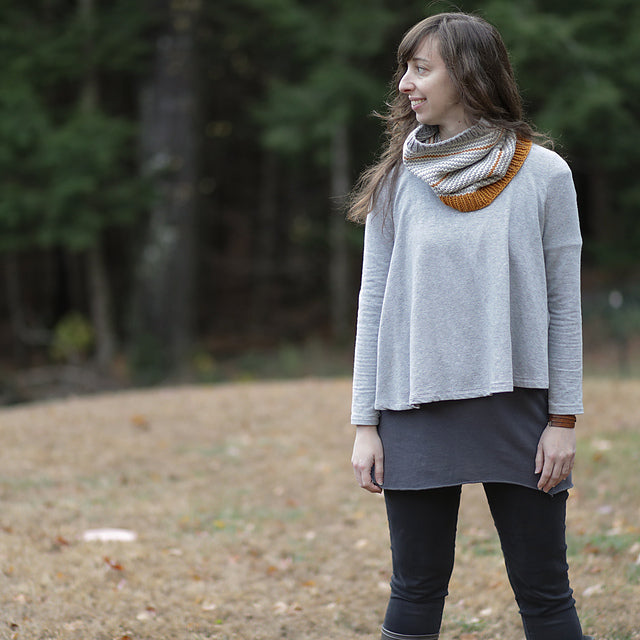 Cappuccino Cowl, Elizabeth Smith Knits. Print Knitting Pattern