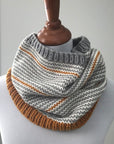 Cappuccino Cowl, Elizabeth Smith Knits. Print Knitting Pattern