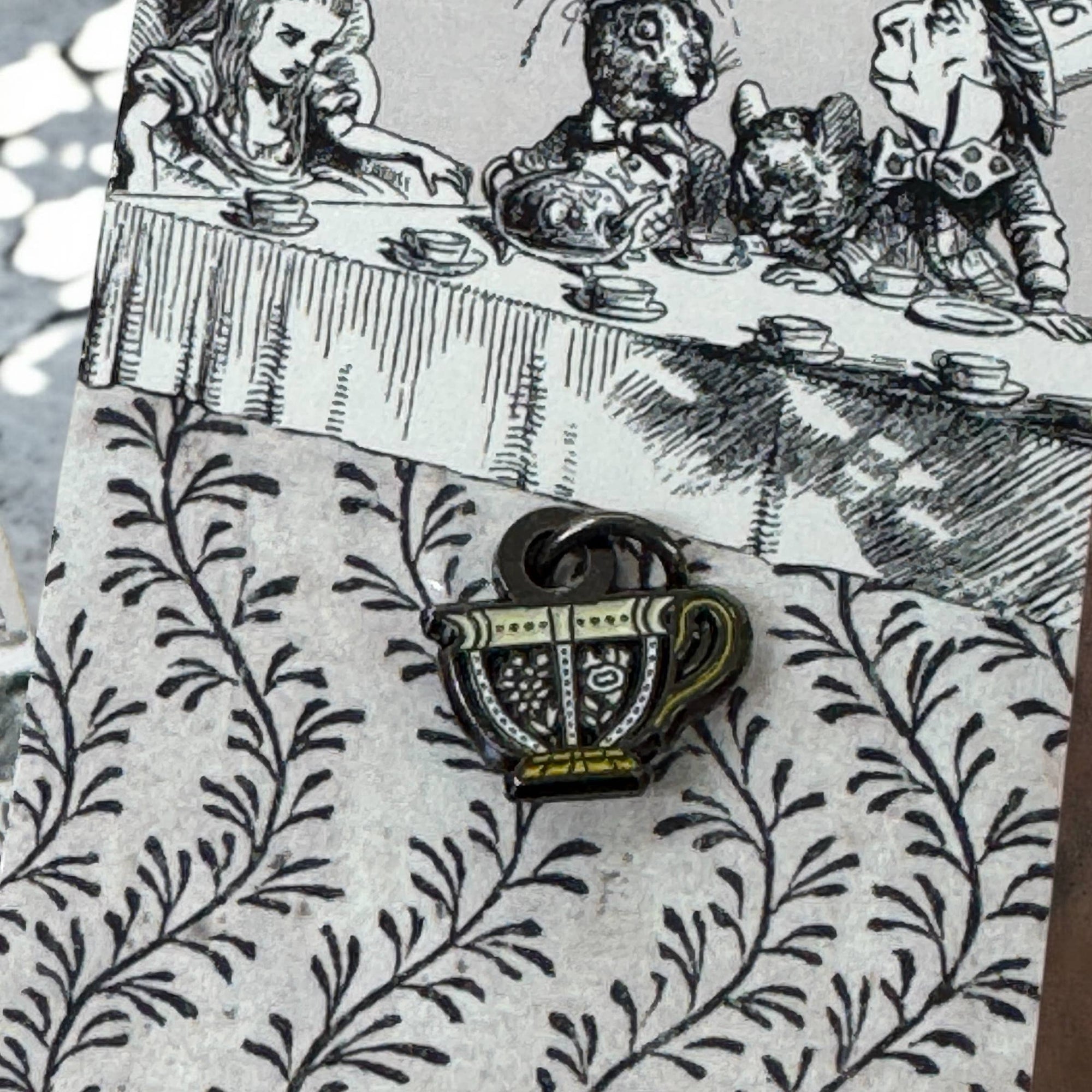 Teacup Stitch Marker – Mad Hatter’s Tea Party Edition