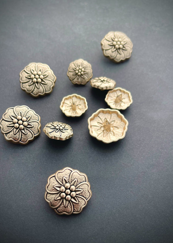 Metal Buttons - Floral Gold