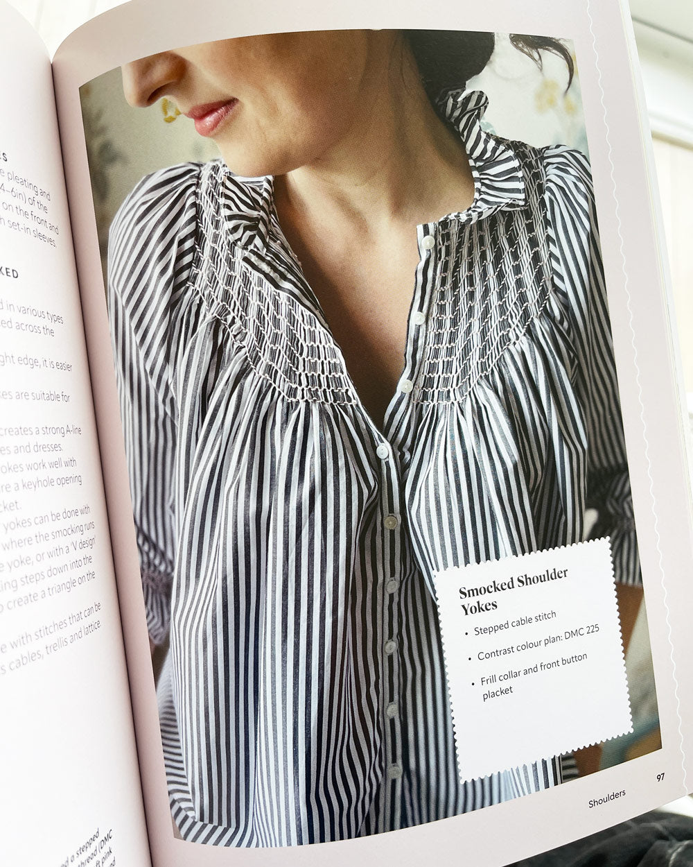 Rocking Smocking A Guide to Smocking for the Modern Sewist, L.Burch