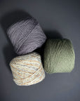 Rosários4 Meia. Merino 4ply Yarn - Caper Green 17