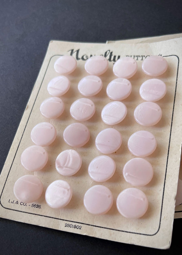 Vintage Buttons. Pearl Pink, 13mm