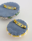 Zizashi Japanese Embroidery Kit - White Flower Brooch