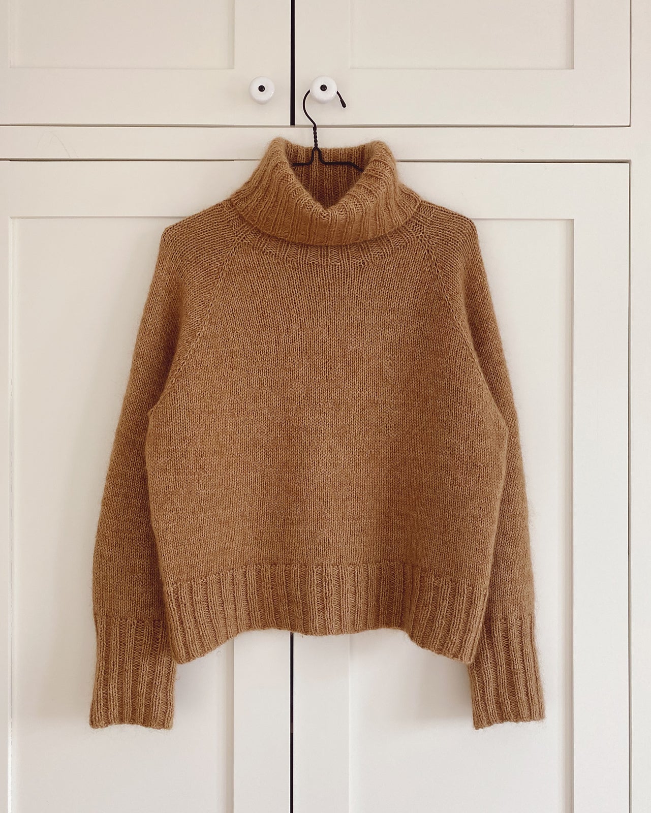 Caramel Sweater, Petite Knit. Knitting Pattern