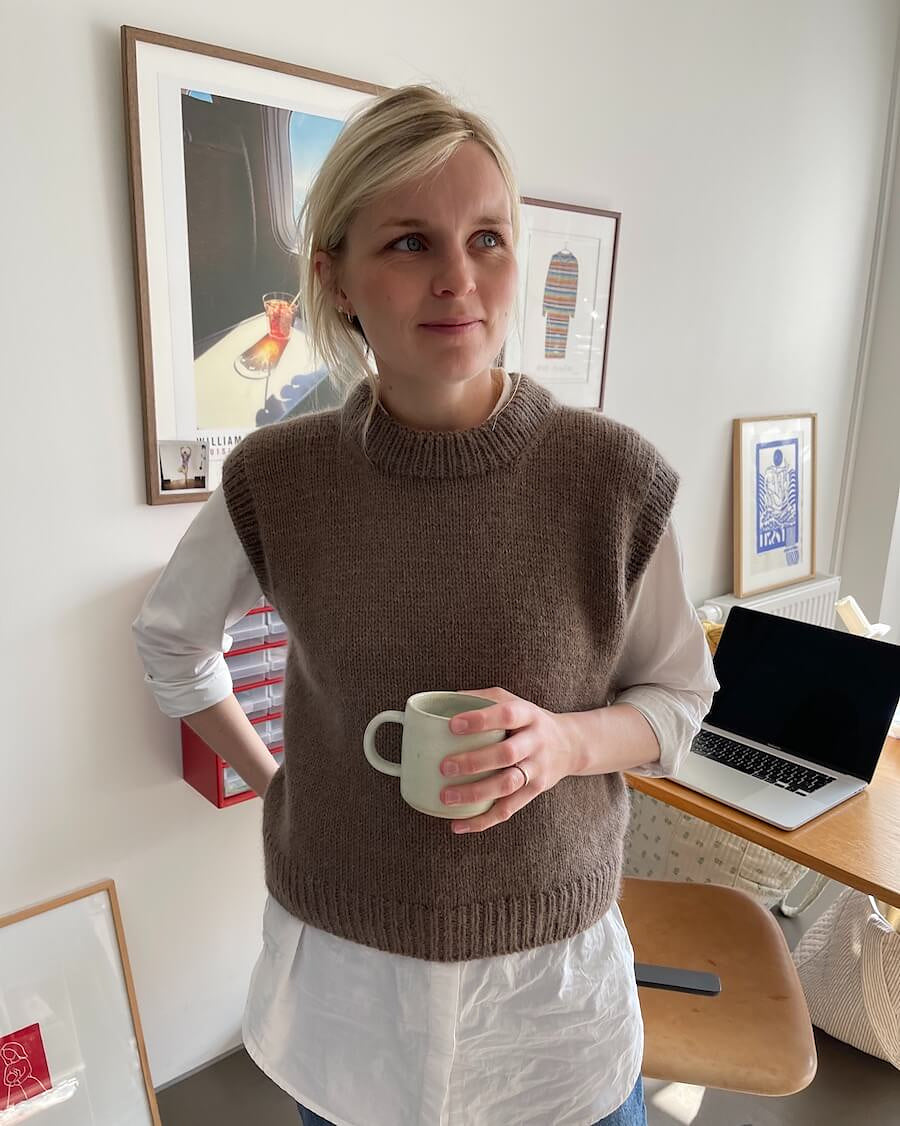 Novice Slipover, Petite Knit. Knitting Pattern