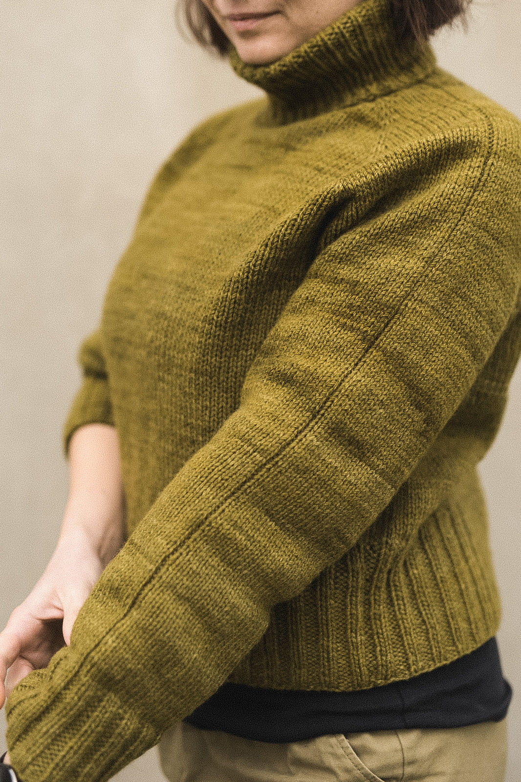 Turtleneck Sweater, Ruke Knit. Print Knitting Pattern