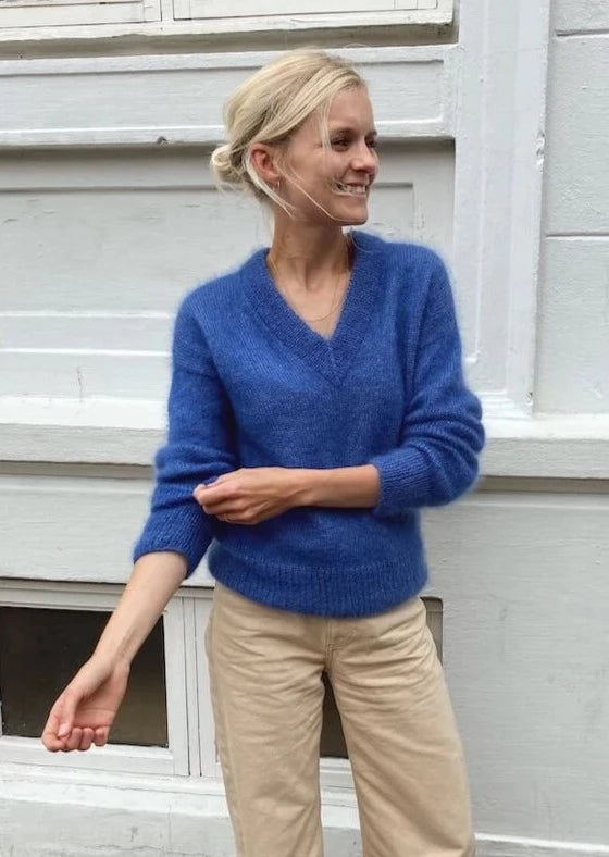 Knitting v 2025 neck sweater