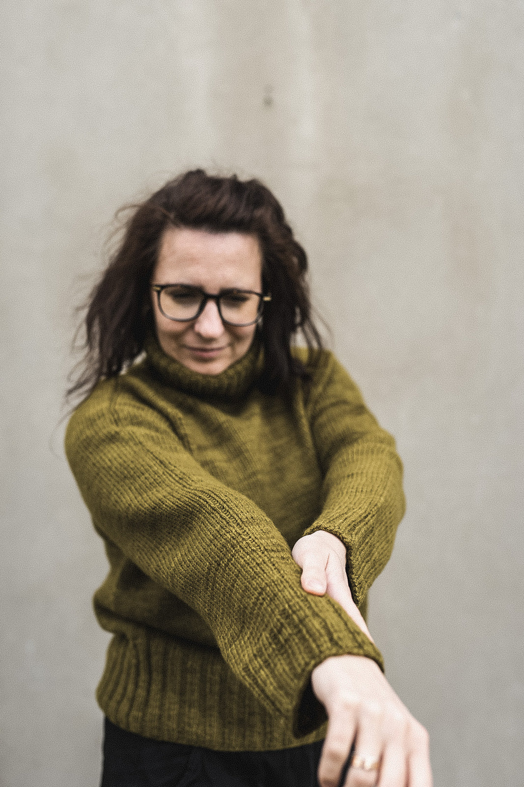 Turtleneck Sweater, Ruke Knit. Print Knitting Pattern