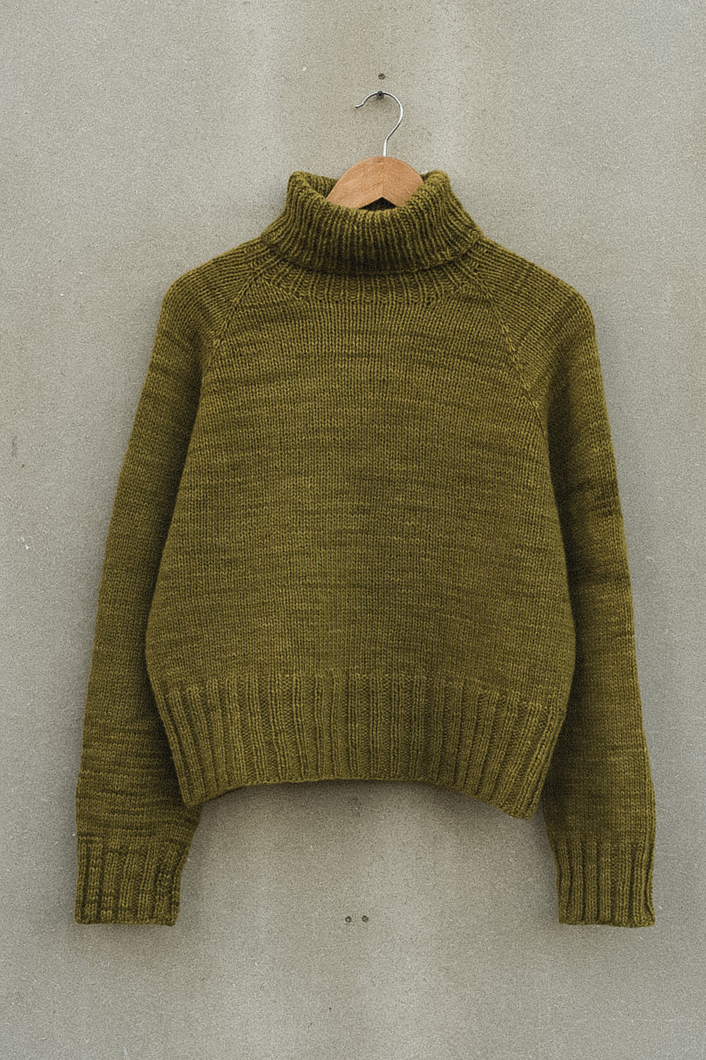 Turtleneck Sweater, Ruke Knit. Print Knitting Pattern