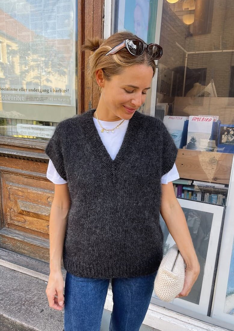 Weekend Slipover Petite Knitting Pattern – Miss Maude