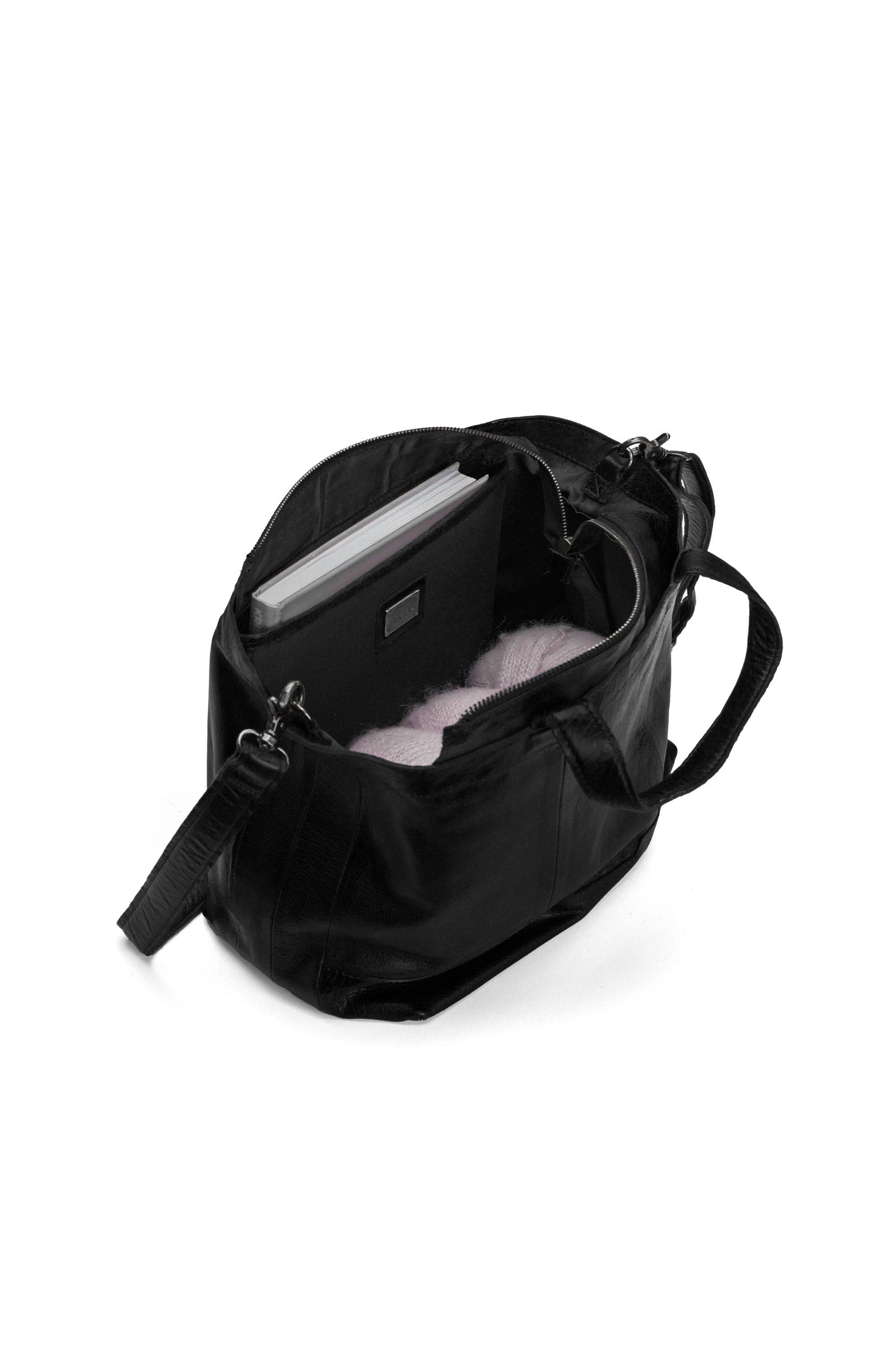 Hiba with zip: Black