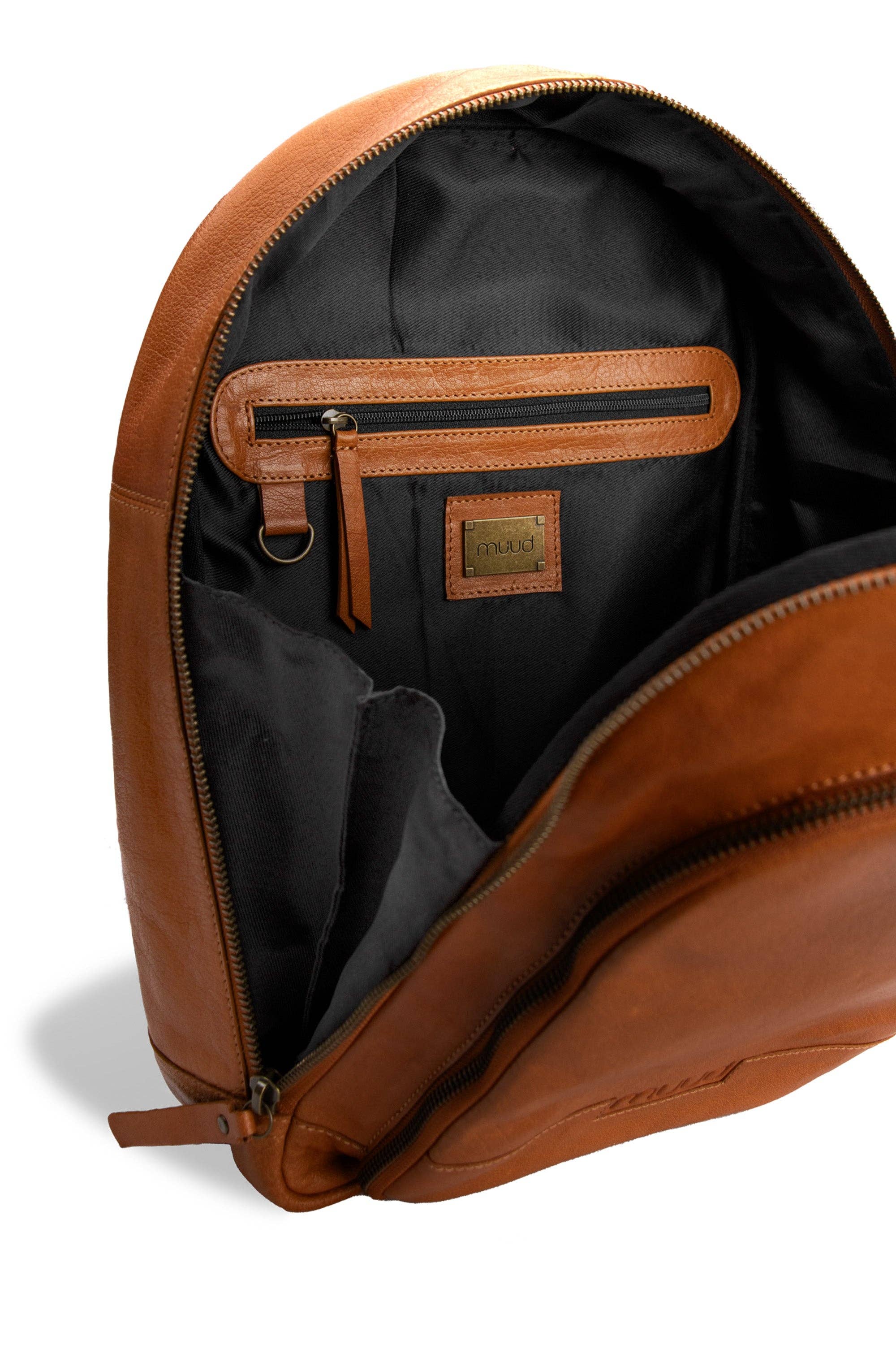 muud, Gwen Sling Bag: Whisky