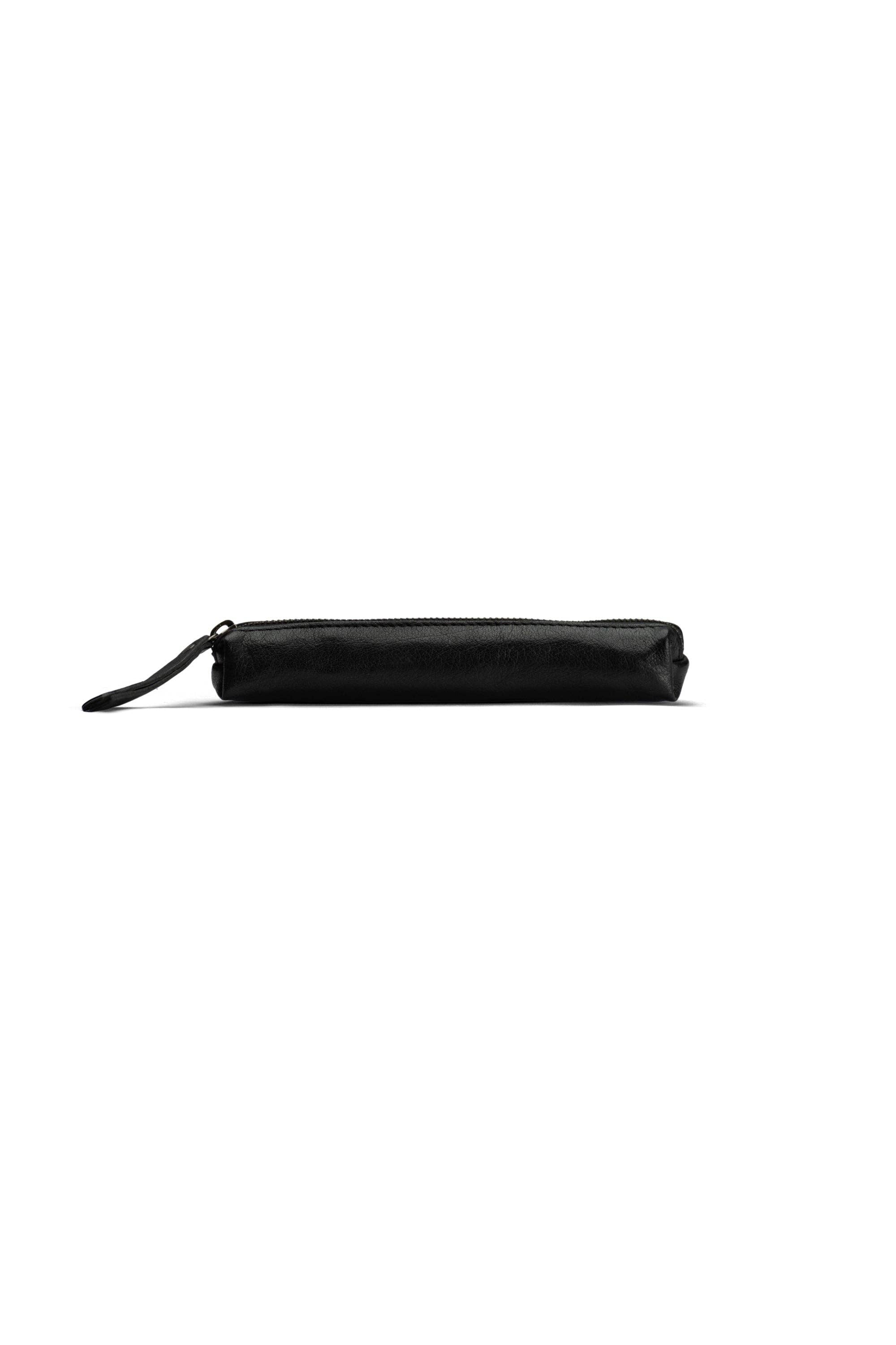 Hee Needle Case: Black