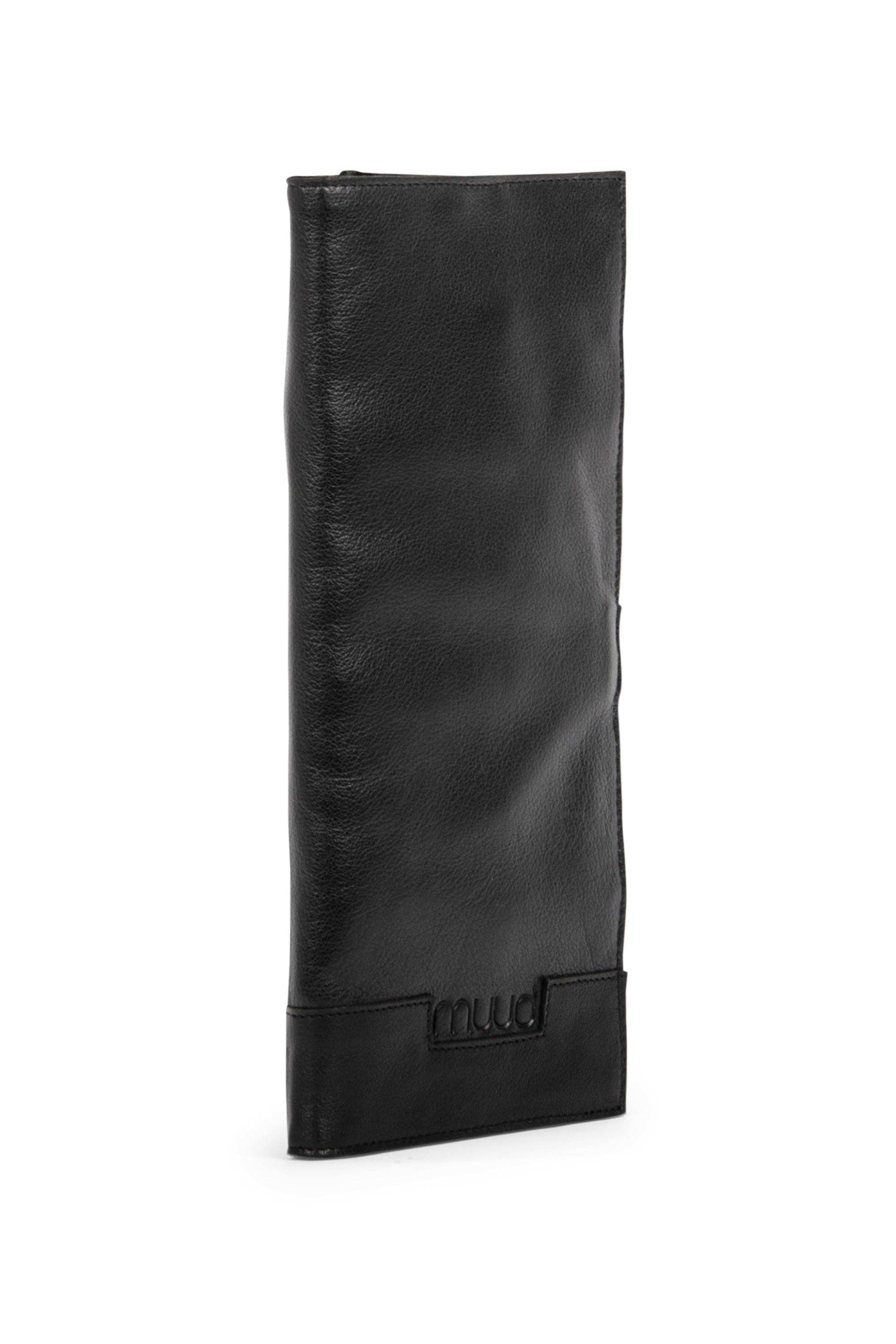 Lucy Needle Case: Black