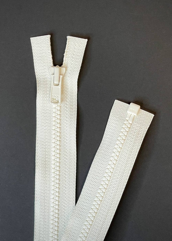 YKK, Open Ended Zip. Vislon #4. Off White, 40cm