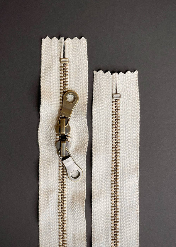 YKK Antique Brass Zip with Double Donut Pull, Jute