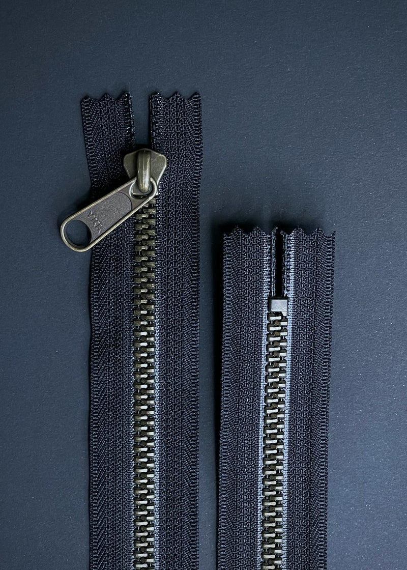 YKK Metaluxe Tough Zip, Antique Brass, Black. 20cm