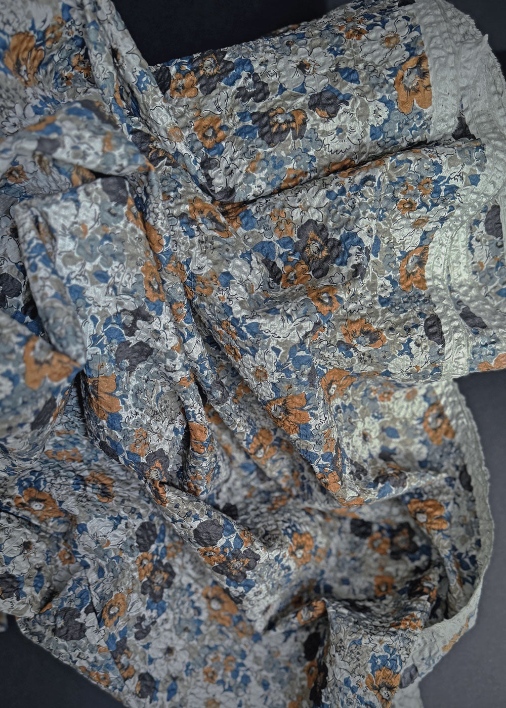 Botanical Dream Ripple Lawn. Smoke