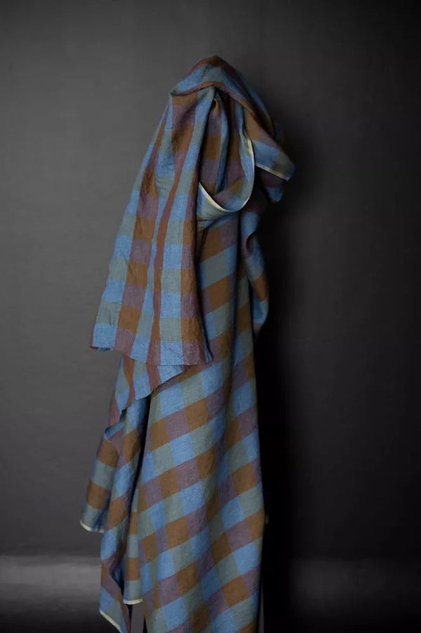 PRE ORDER. Lazy Days Check Laundered Linen