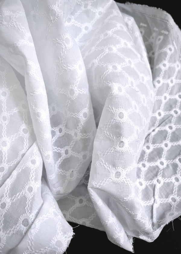Broderie Anglaise, Japanese Cotton Fabric - Eleanor
