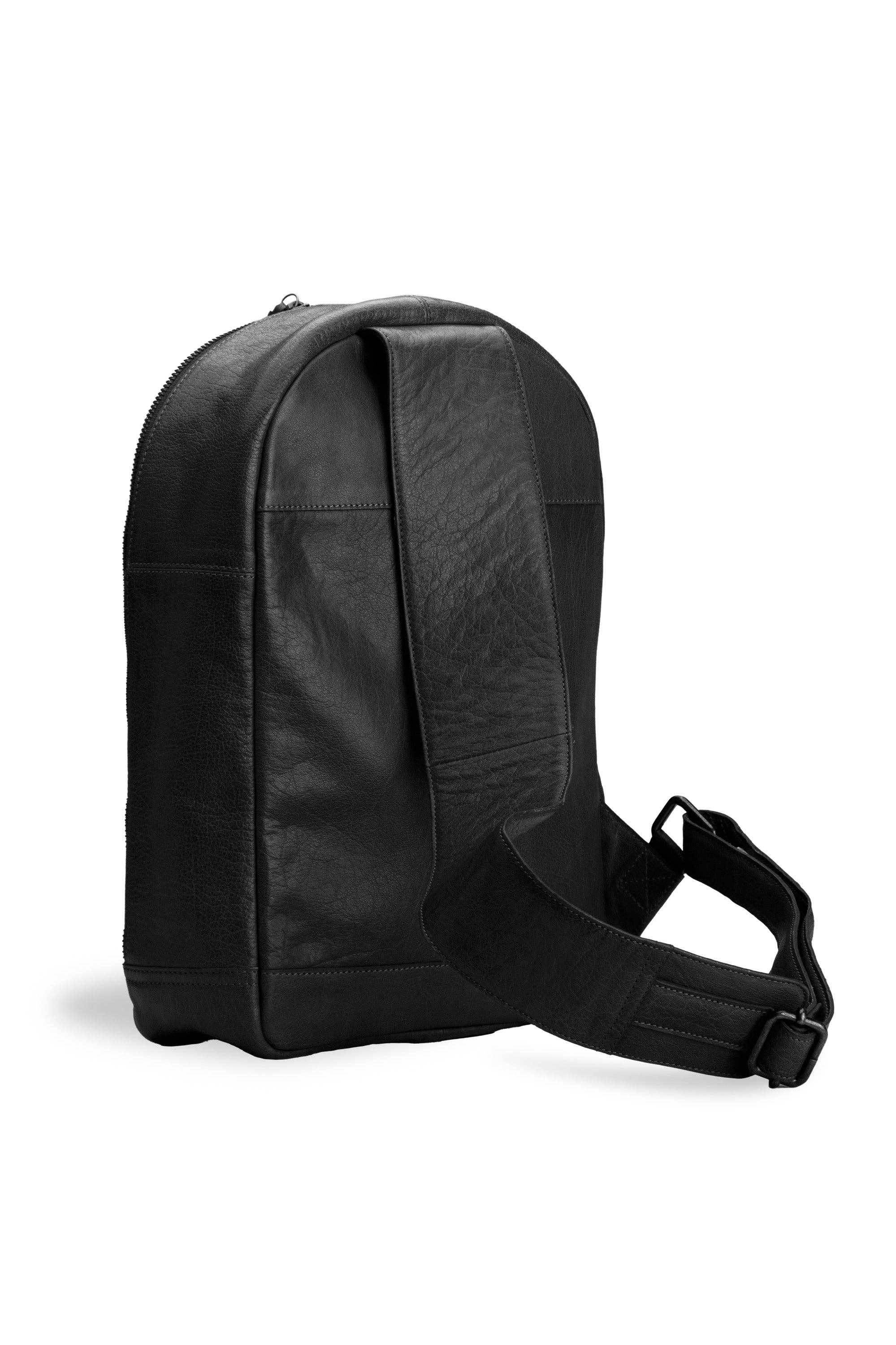 muud, Gwen Sling Bag: Black