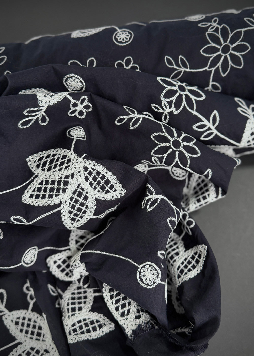 Clementine -  Embroidered Cotton Lawn