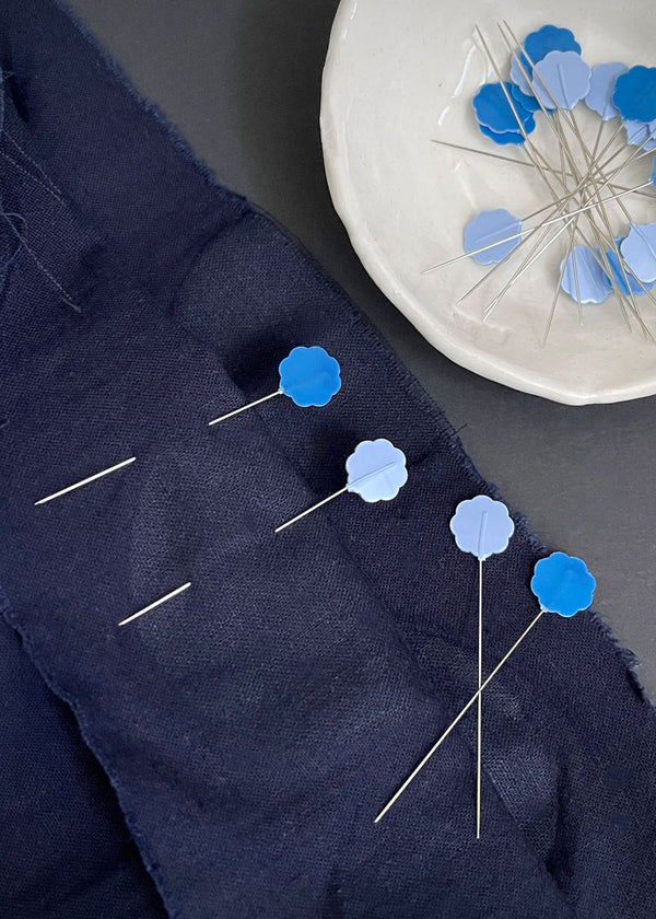Clover Flower Head Pins - Light Weight Fabrics