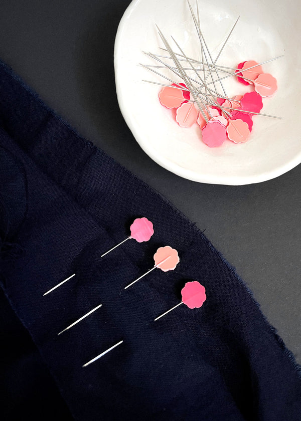 Clover Flower Head Pins - Mid Weight Fabrics