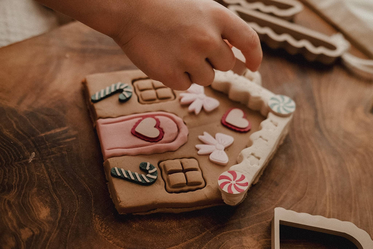 Gingerbread House Playdough Decorating Kit