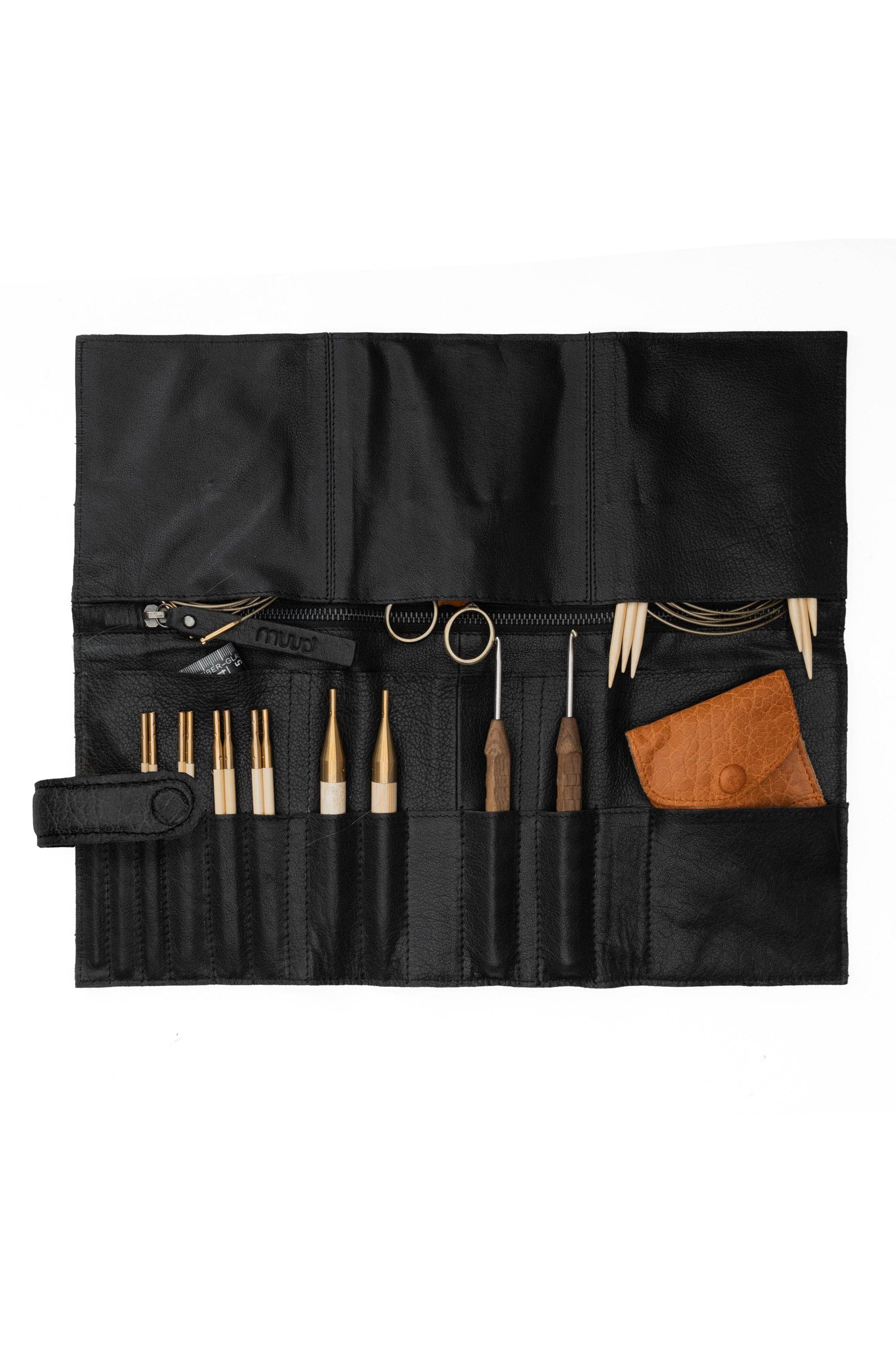 Stockholm Needle Case: Black