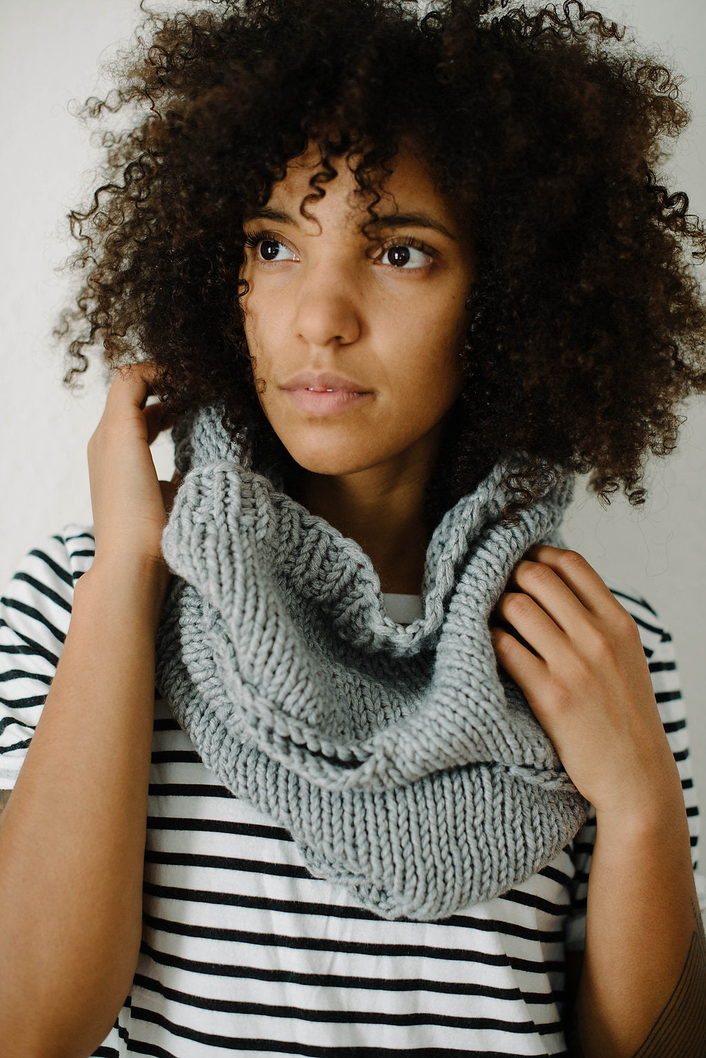 Eris Cowl, Jen Geigly. Print Knitting Pattern