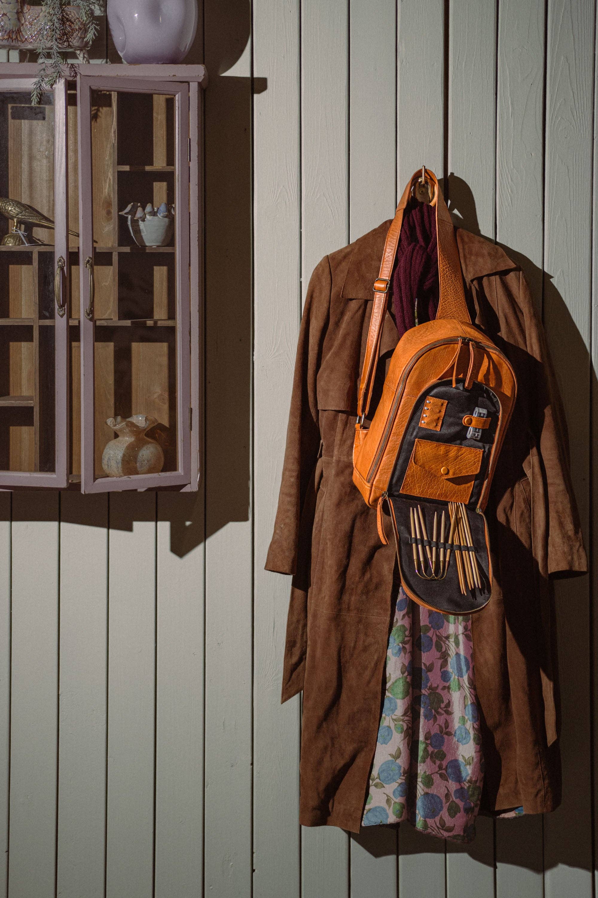 muud, Gwen Sling Bag: Whisky