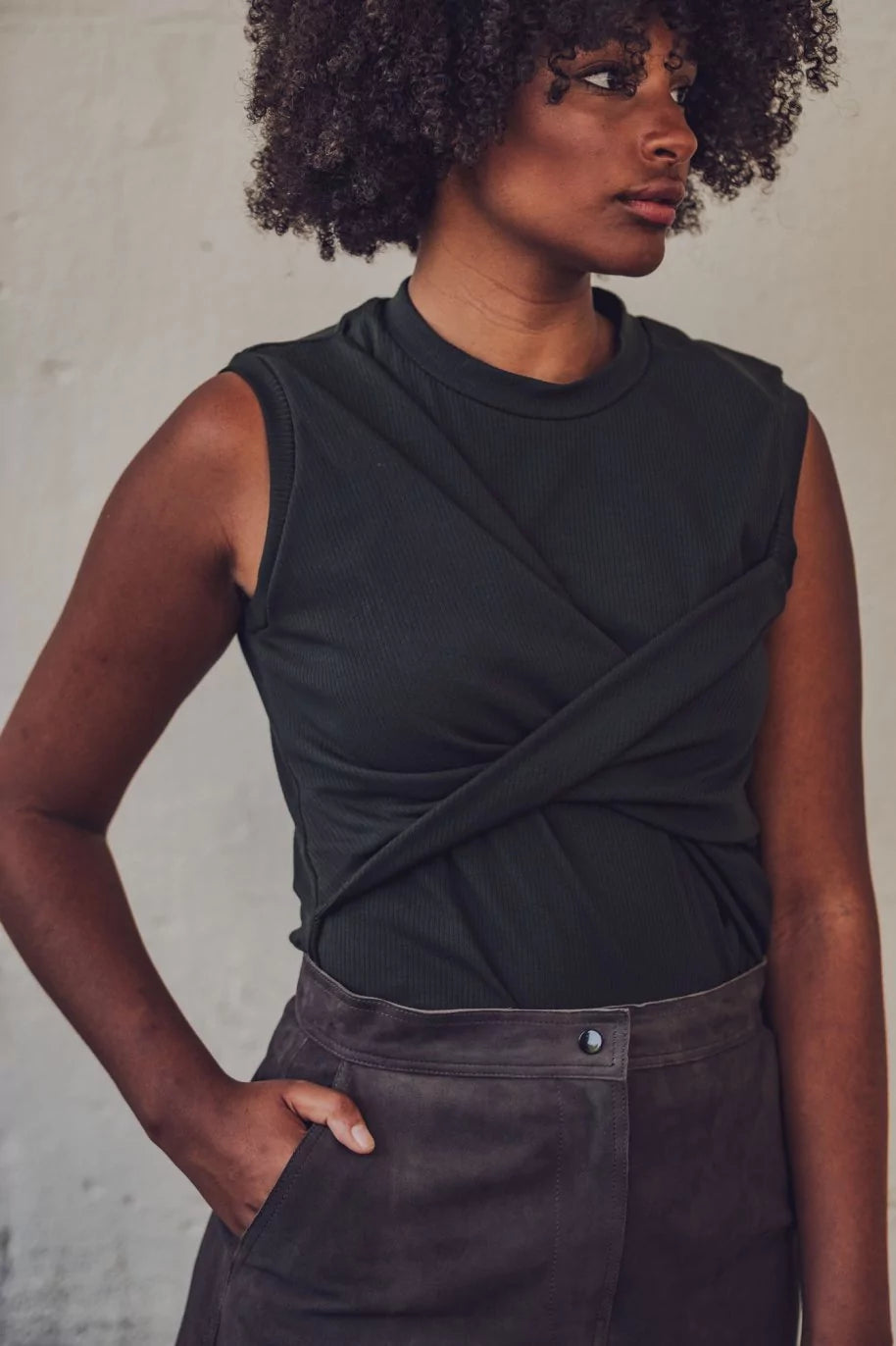 Fibre Mood Thalia + Tiany Tops