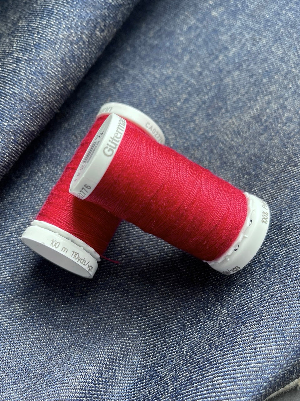 Gutermann Denim Thread. Scarlet 4495 – Miss Maude