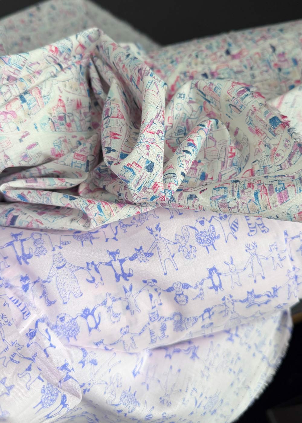 Hustle Bustle - Fine Cotton Lawn. Pink