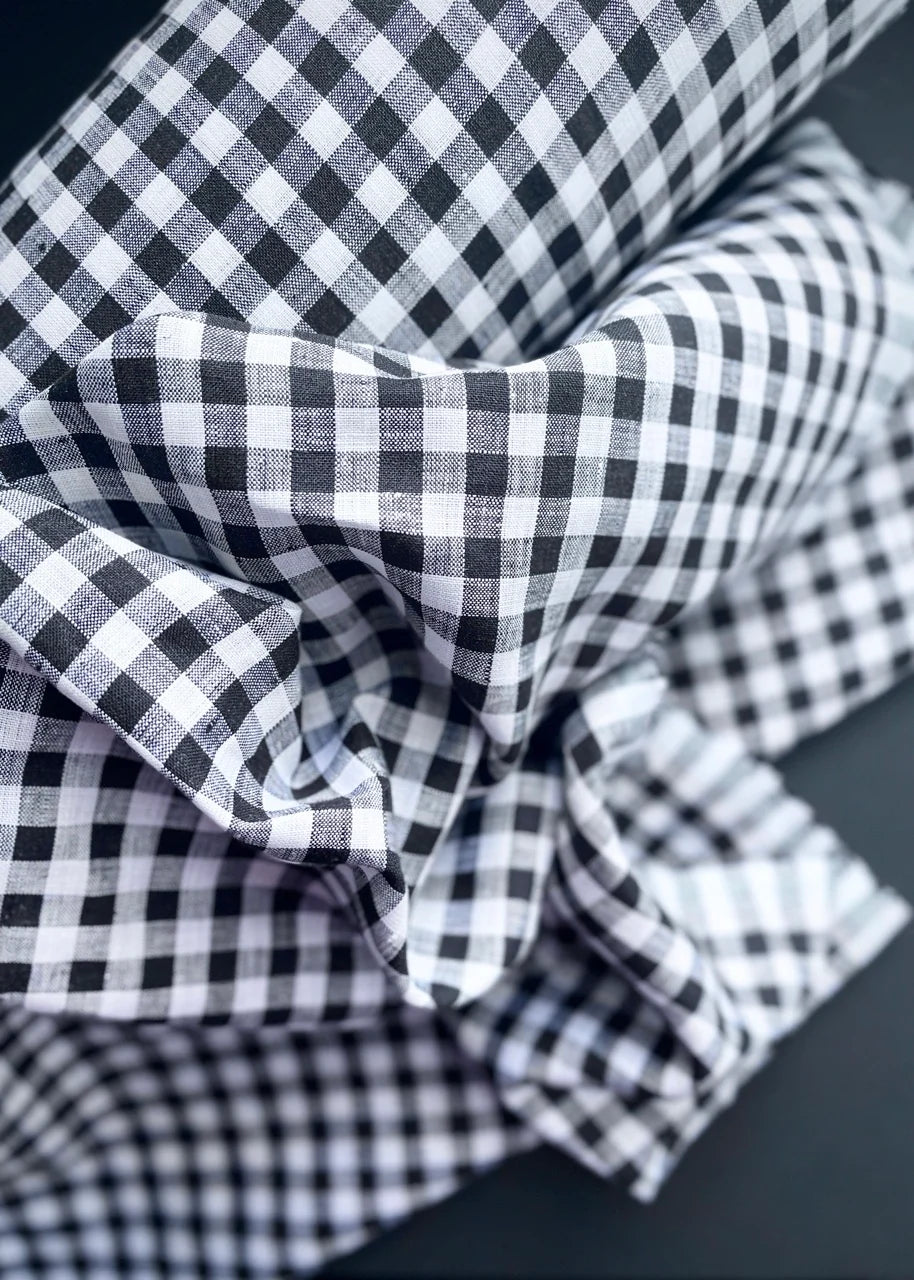 Willow Workshop Fabric - Lightweight Laundered Linen Tart