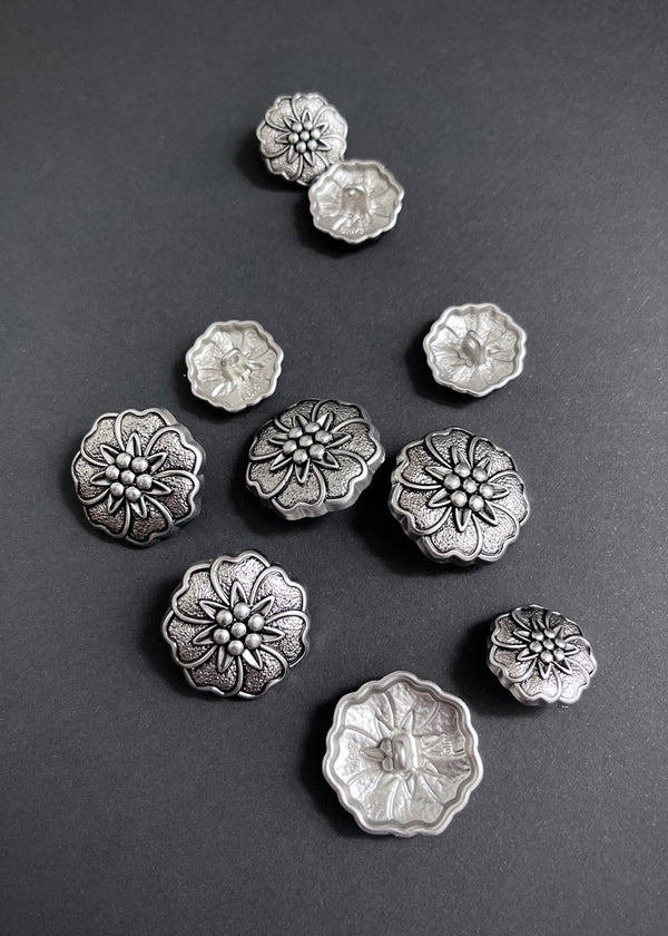 Metal Buttons - Floral Antique Silver