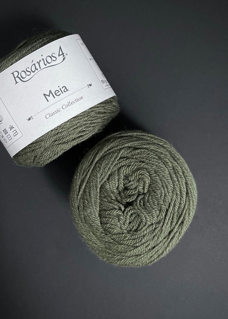 Rosários4 Meia. Merino 4ply Yarn - Caper Green 17