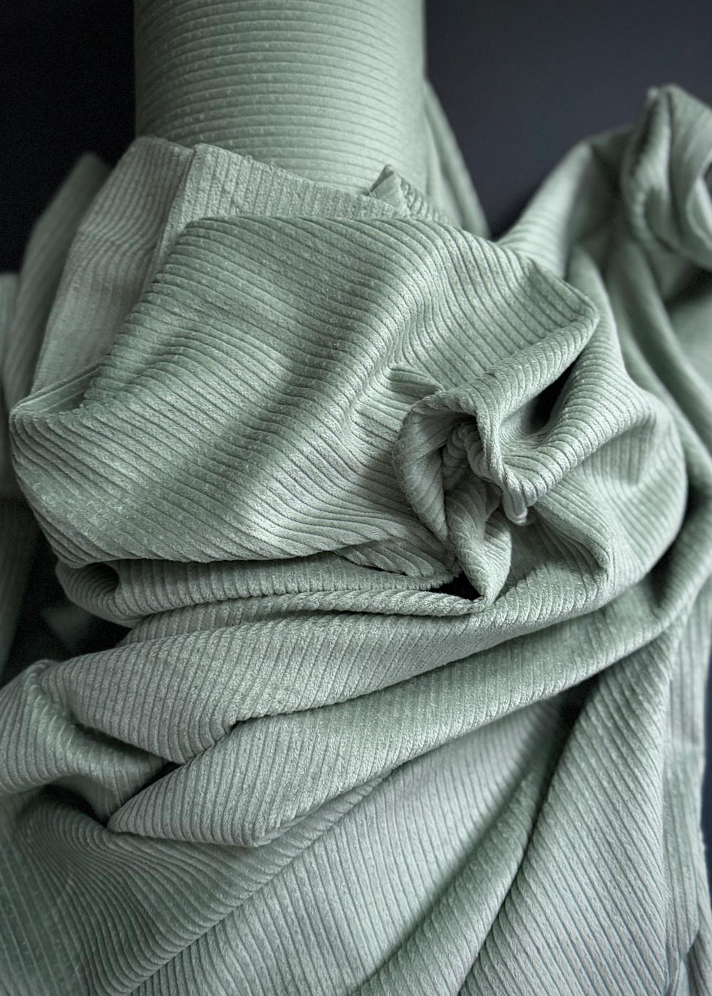 Soft 4.5 Wale Cotton Corduroy.  Jade