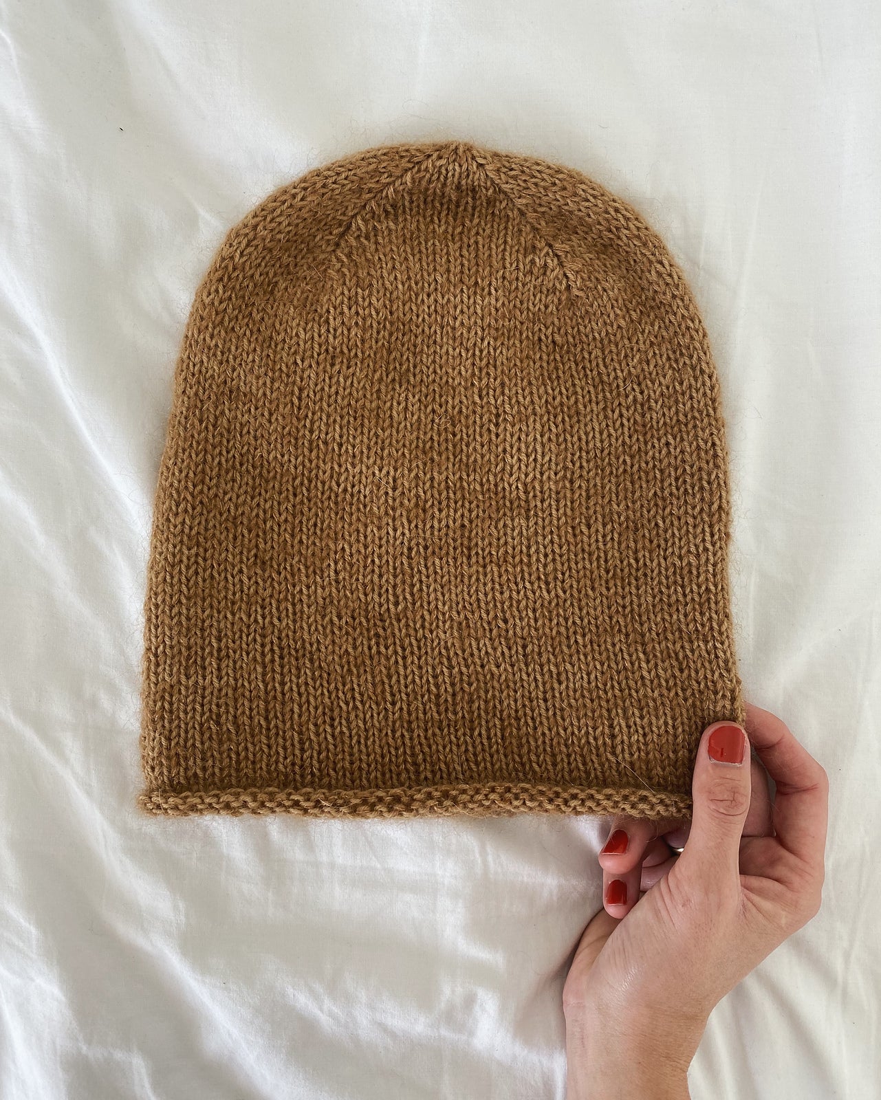 Baggy Hat, Petite Knit. Knitting Pattern