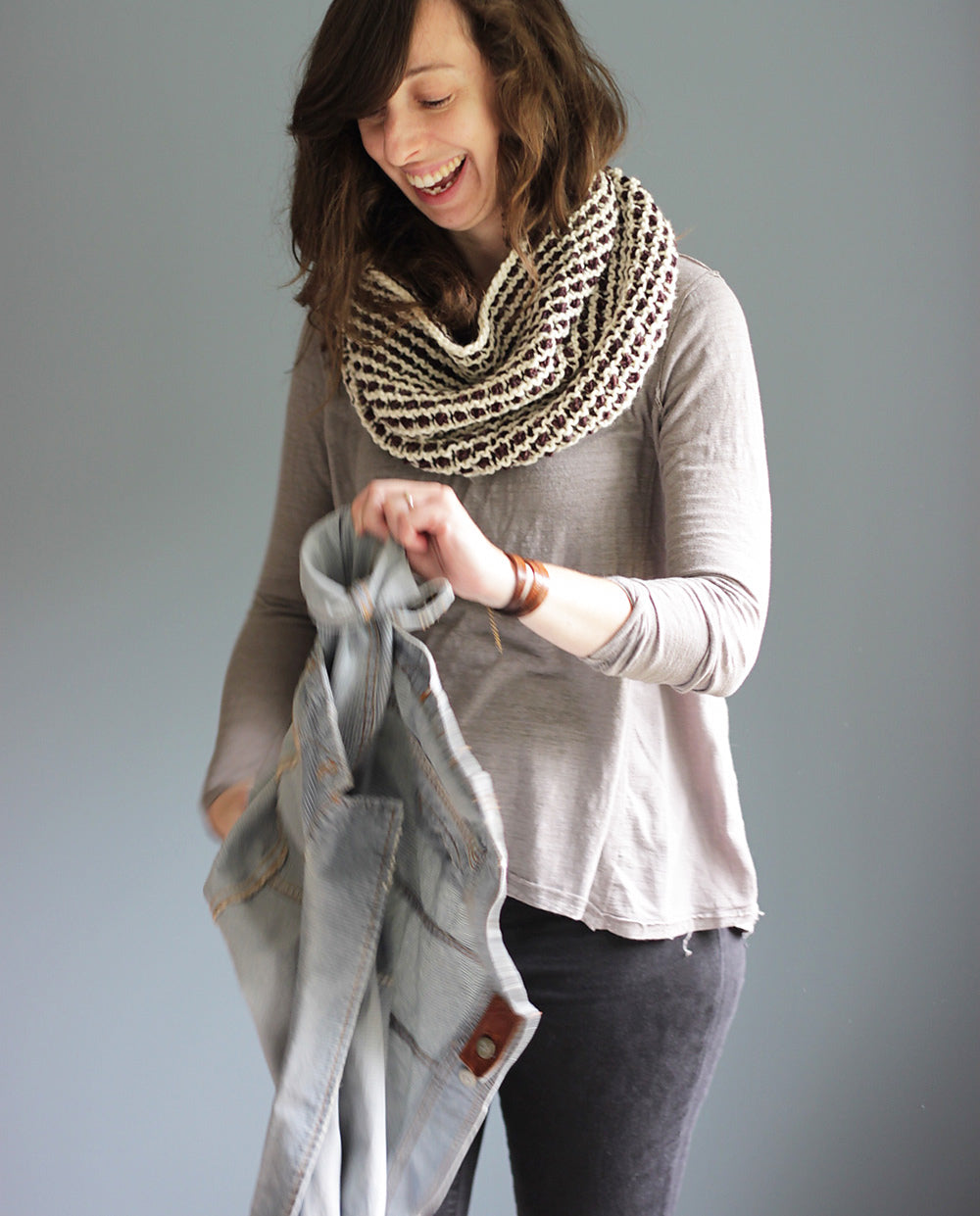 Cobbles Cowl, Elizabeth Smith Knits. Print Knitting Pattern
