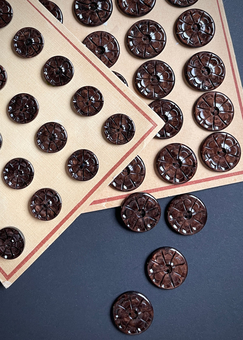Vintage Buttons, Rosette Marble Brown. two sizes