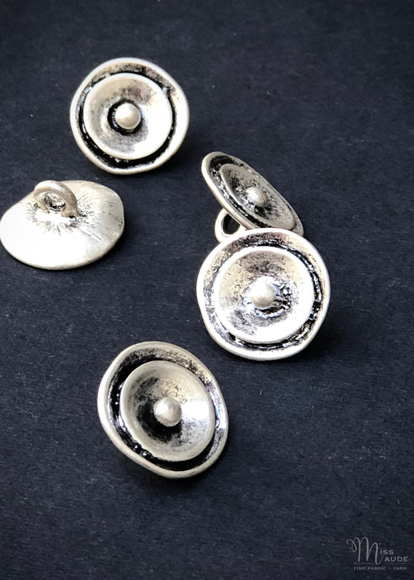 Metal Buttons -  Antique Silver Flower 17mm