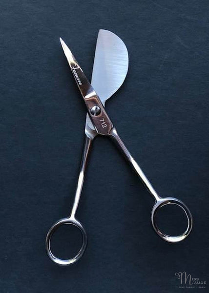 Core Exclusive: Black Duckbilled Scissors