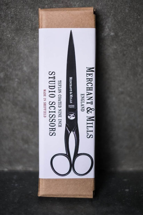 Studio Scissors 9"