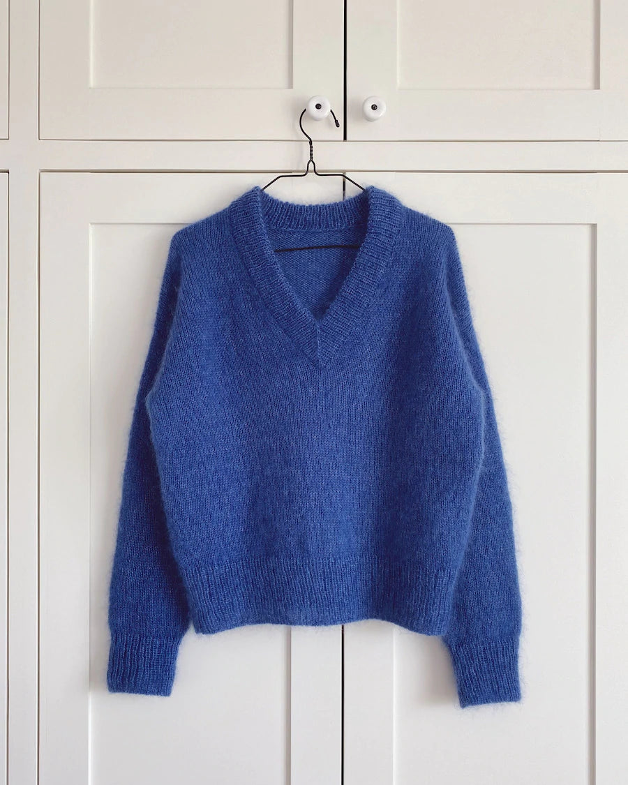 Stockholm Sweater V Petite Knitting Pattern – Miss Maude